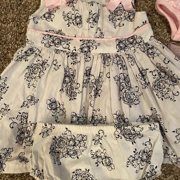 Dress 👗 Bundle - Picture 2 of 3